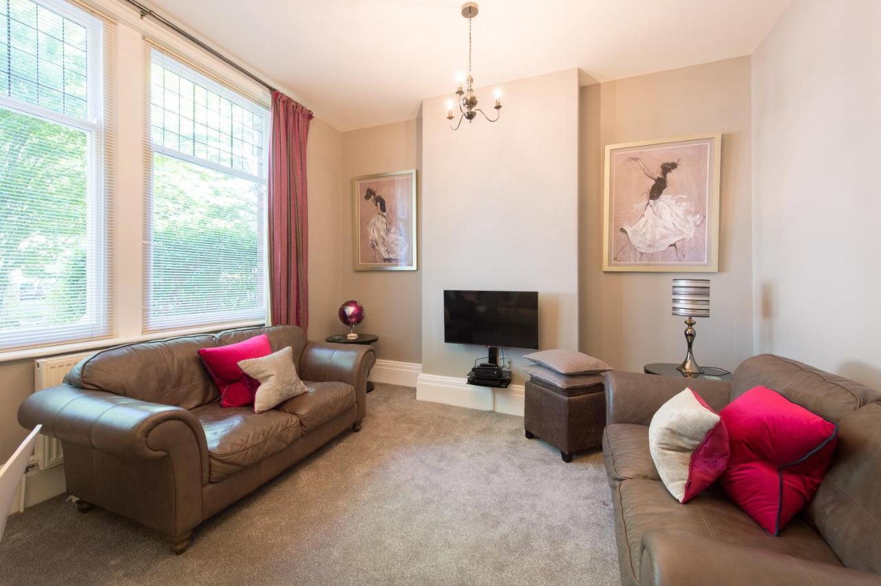 Albany House By Harrogate Serviced Apartments المظهر الخارجي الصورة