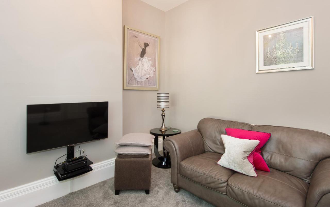 Albany House By Harrogate Serviced Apartments المظهر الخارجي الصورة