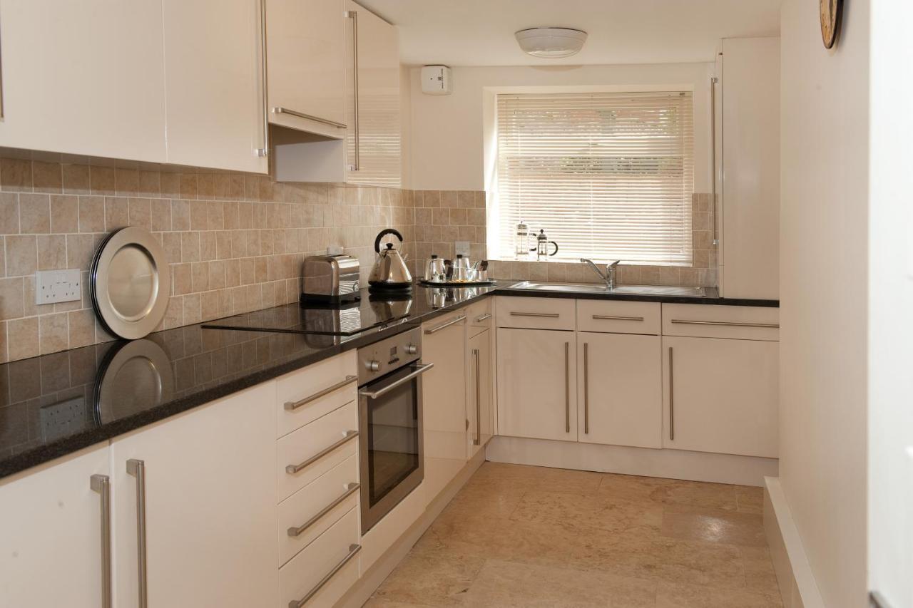 Albany House By Harrogate Serviced Apartments المظهر الخارجي الصورة